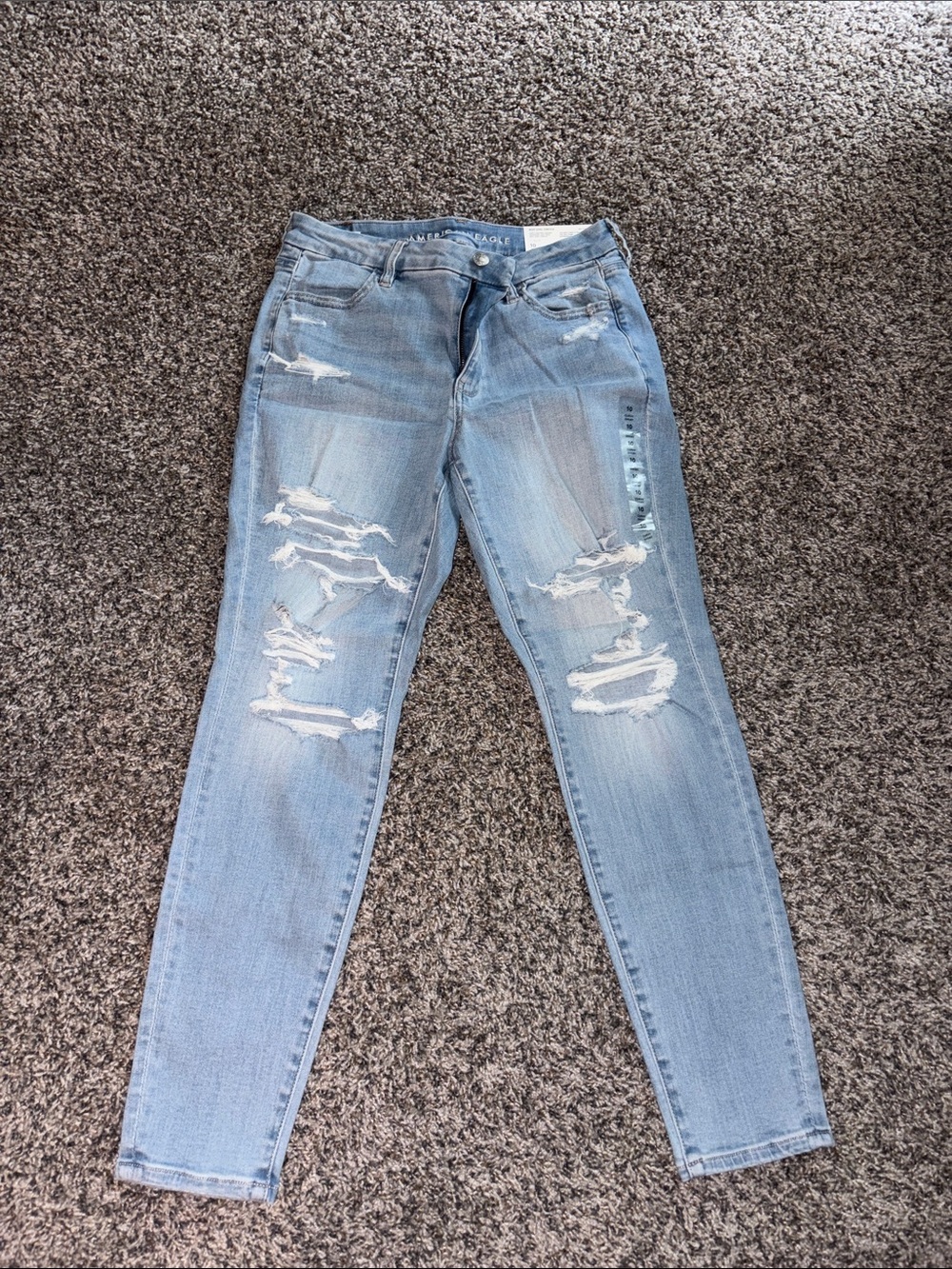 American Eagle Outfitters curvey Light Blue Ripped Skinny Jeans